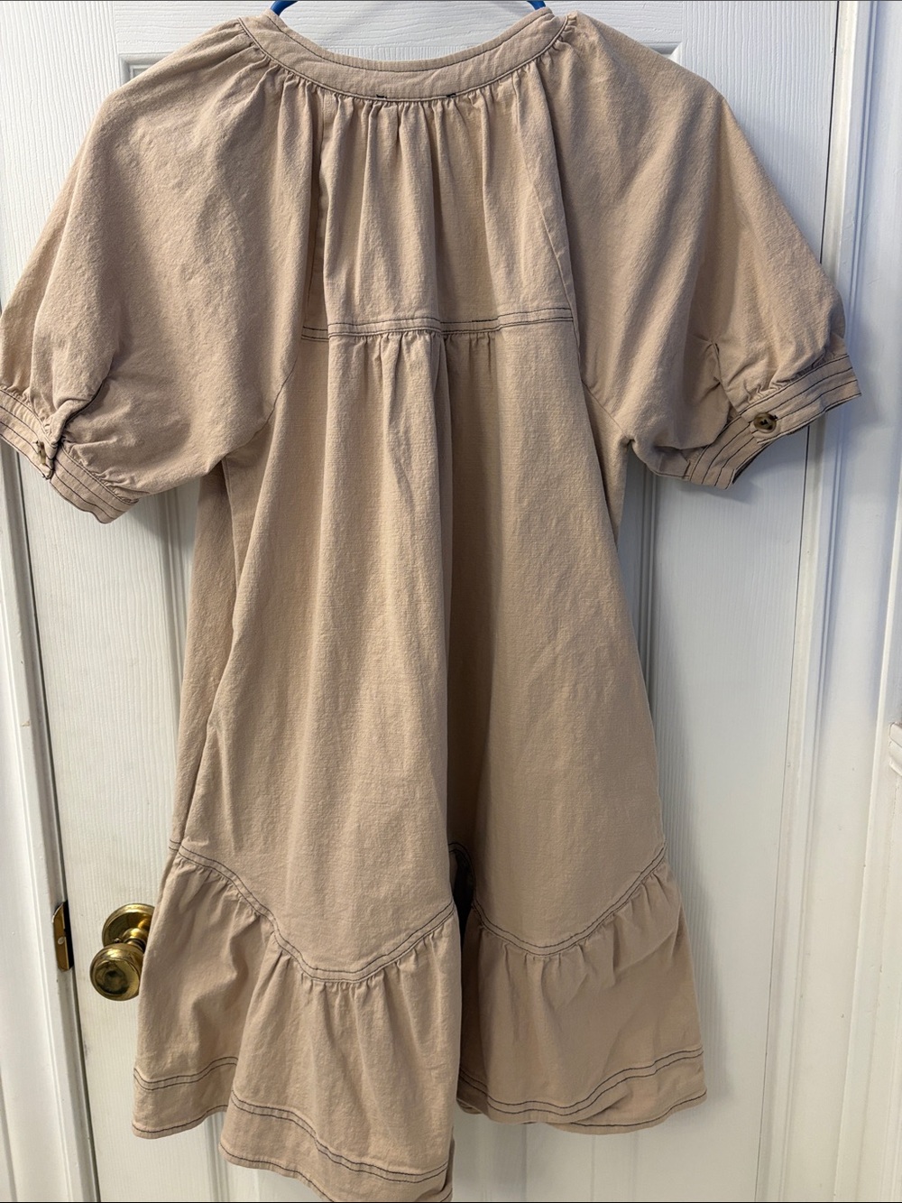 ENTRO thick cotton khaki button-front v-neck puff sleeve dress - Picture 4 of 7
